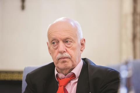 Roger KLine